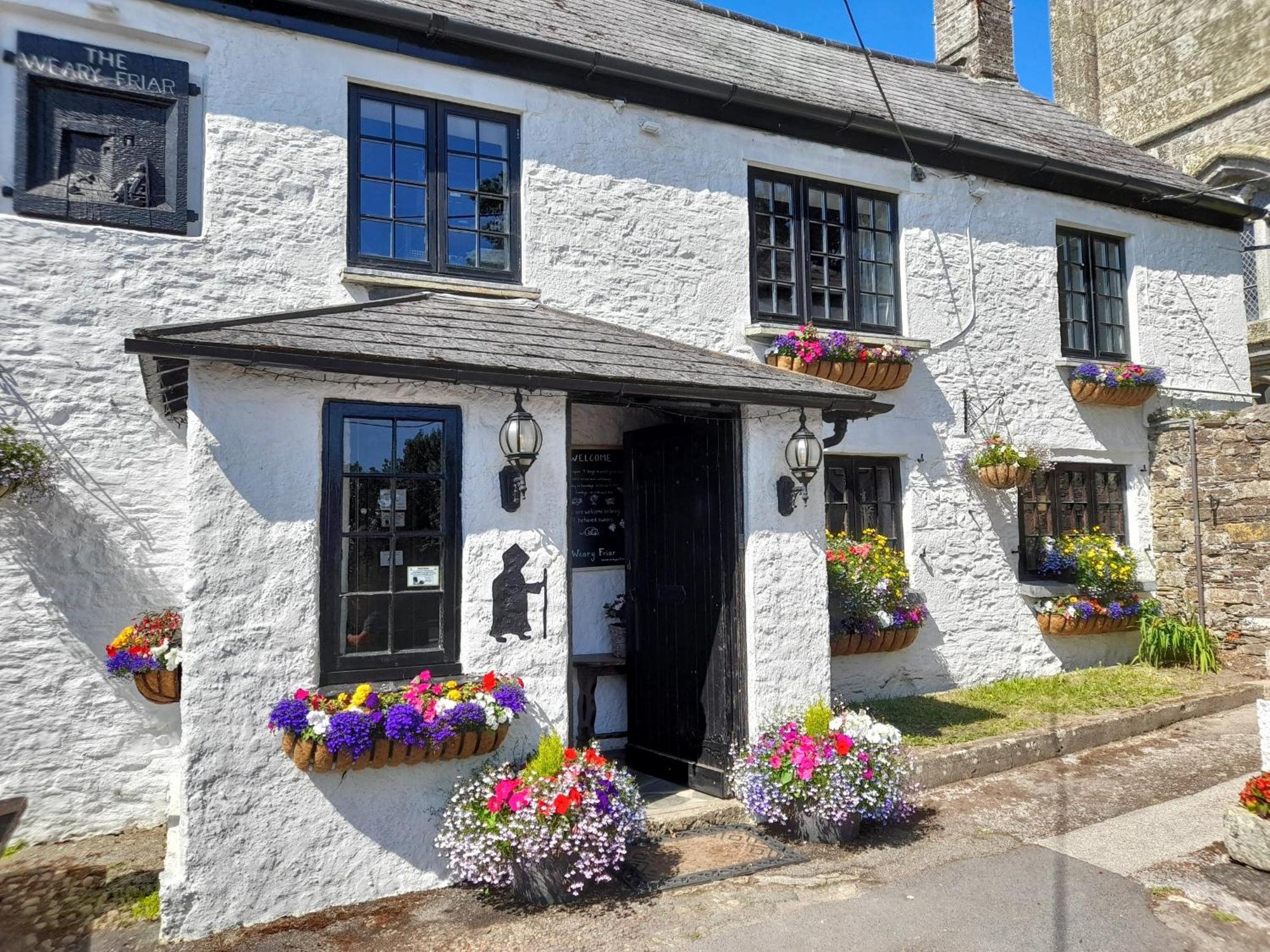 The Weary Friar Inn Pillaton Dış mekan fotoğraf