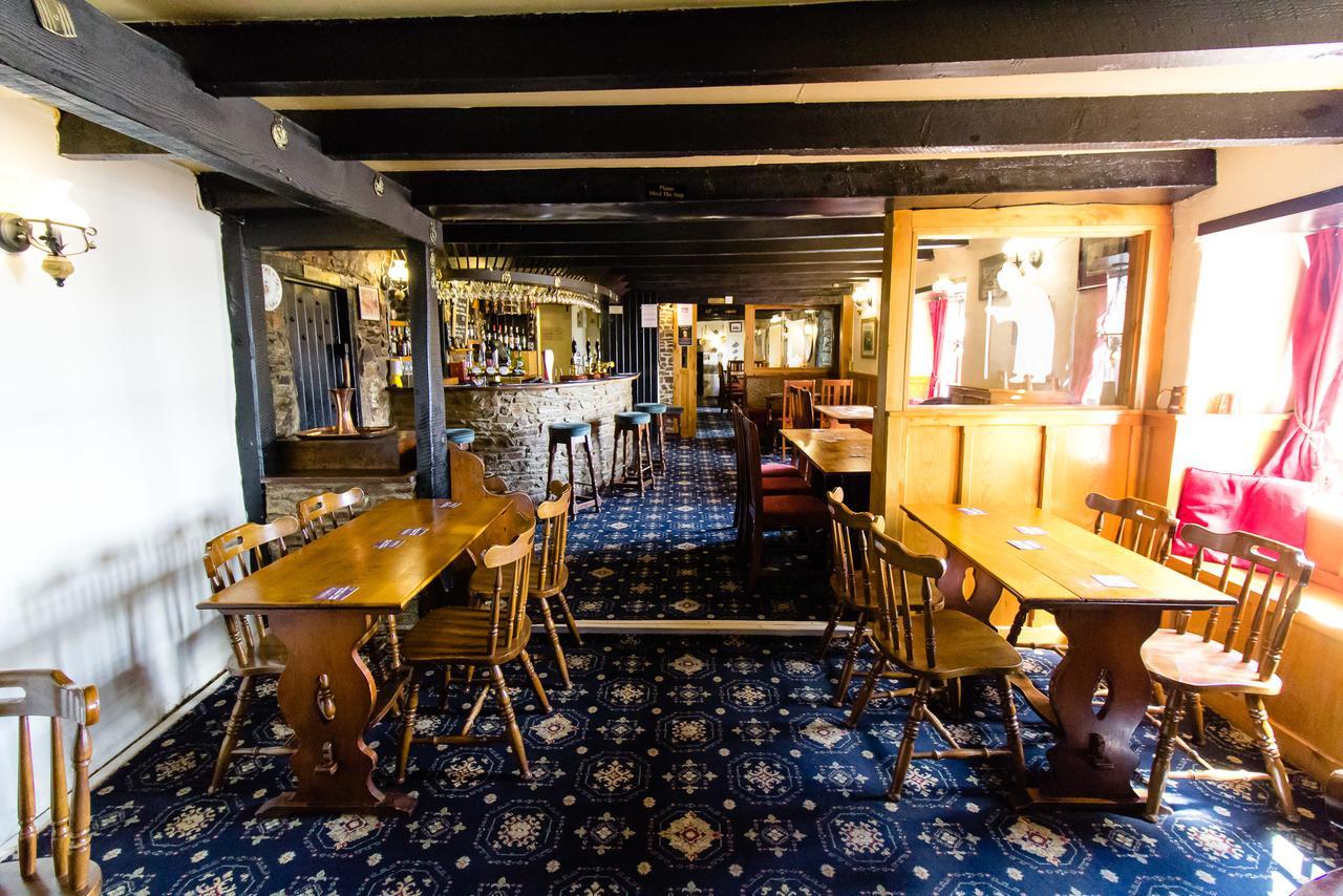 The Weary Friar Inn Pillaton Dış mekan fotoğraf